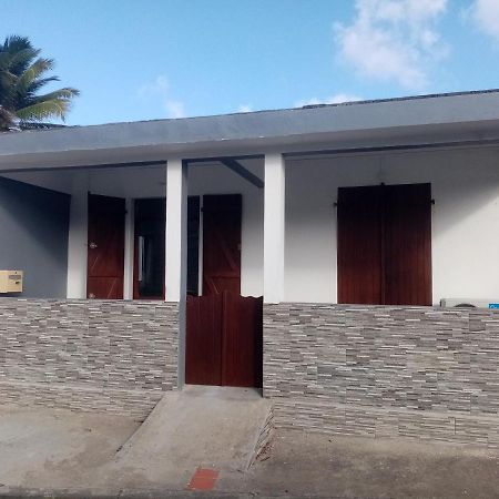 Maison De Vacances Baca Vue Sur Mer Capesterre Exterior photo